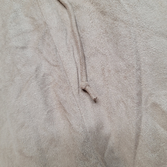 ✨️CL Illa Illa Tan Soft Sleeveless Lace Up Detail Romper Size L - Picture 9 of 13